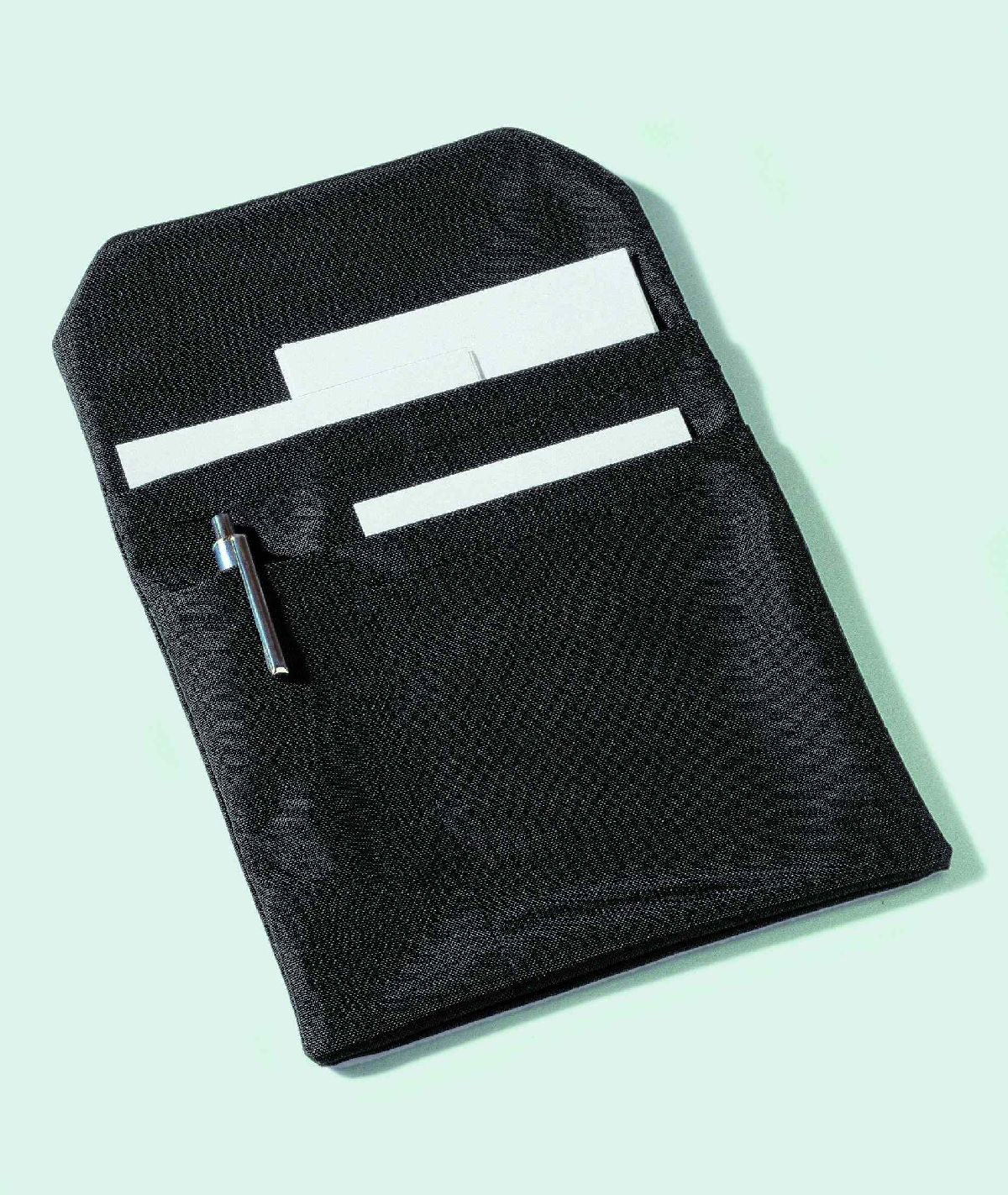 LeiberKellnerhalfter022710Schwarz