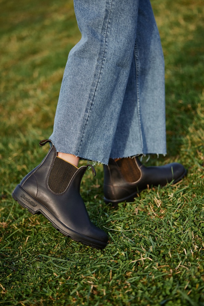 BlundstoneChelseaBoots2403BrownLeatherWithMustardElasticOriginalsSeriesBrown-3UK